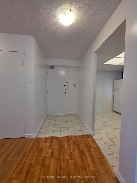 Photo 1 at 1409 - 300 Alton Towers Circle, Milliken, Toronto