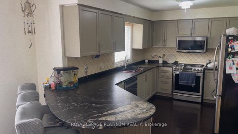 Photo 5 at 119 Violet Street, Holly, Barrie