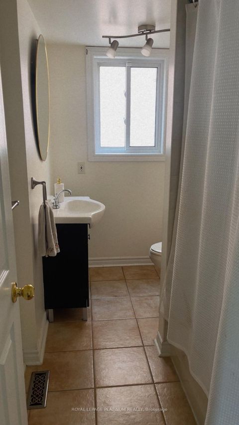 Photo 8 at 119 Violet Street, Holly, Barrie