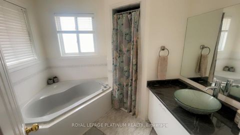 Photo 10 at 119 Violet Street, Holly, Barrie