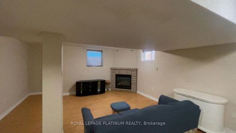 Photo 17 at 119 Violet Street, Holly, Barrie