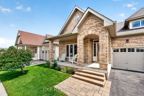 Photo 3 at 17 Wyndham Circle, Sutton & Jackson's Point, Georgina
