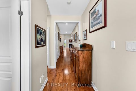Photo 5 at 17 Wyndham Circle, Sutton & Jackson's Point, Georgina