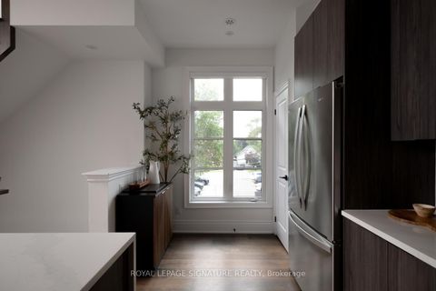 Photo 2 at 73 - 71 Elder Avenue, Long Branch, Toronto