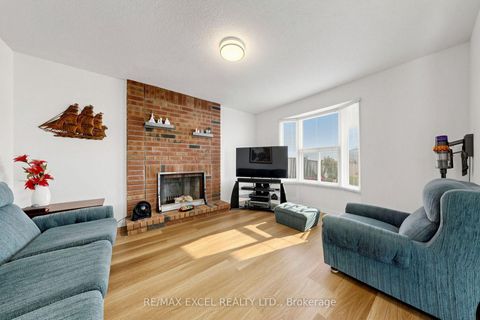 Photo 14 at 33 Wharton Square, Milliken, Toronto