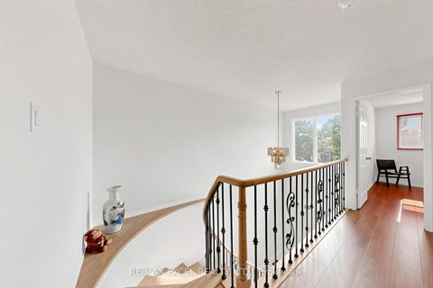 Photo 27 at 33 Wharton Square, Milliken, Toronto