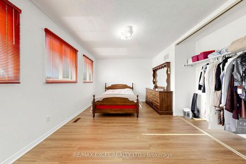 Photo 36 at 33 Wharton Square, Milliken, Toronto