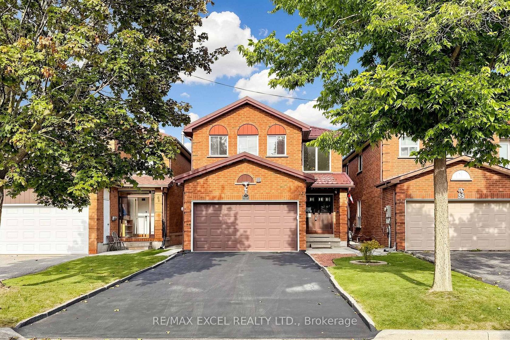 33 Wharton Square, Milliken, Toronto 