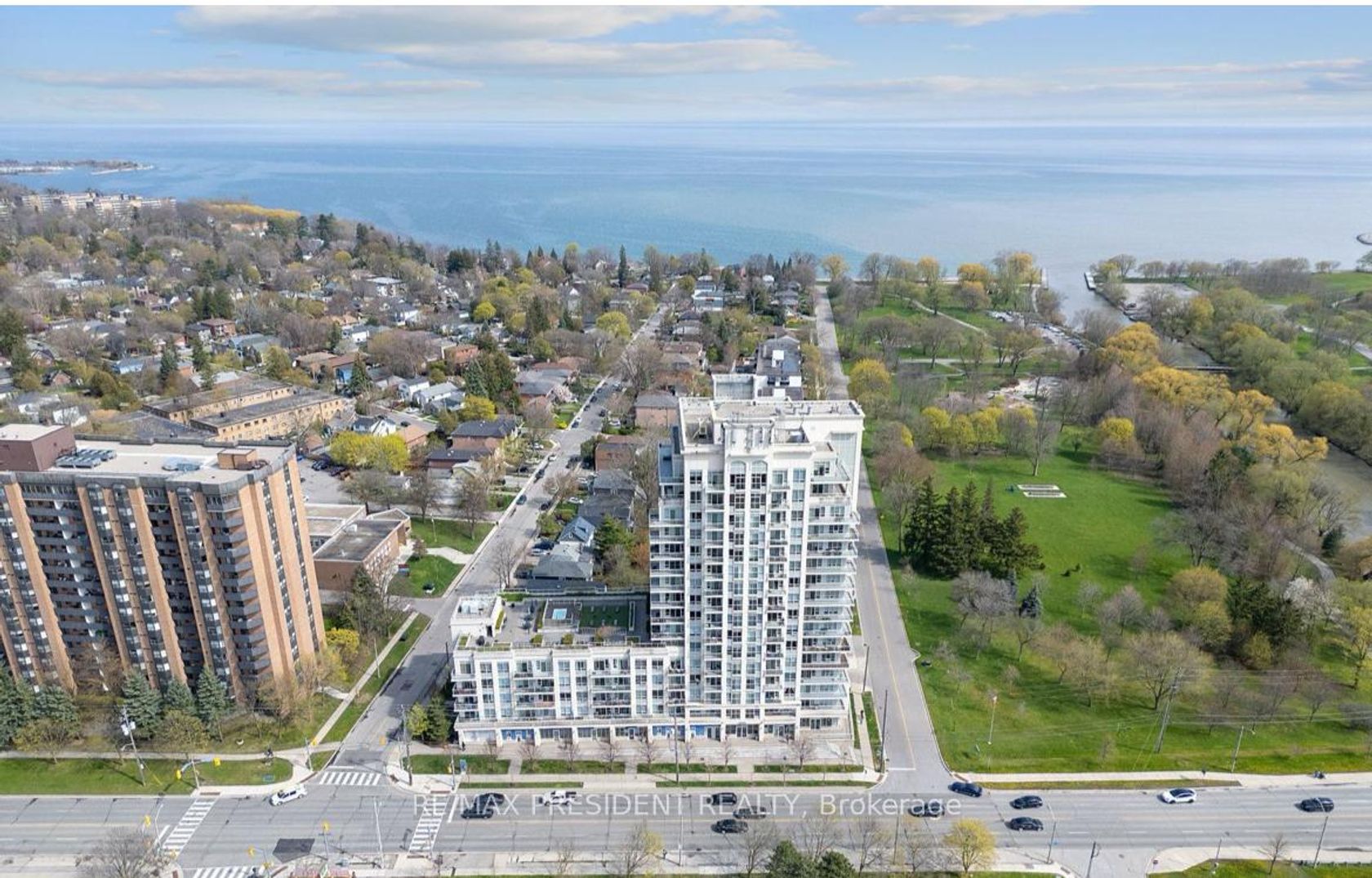 1101 - 3865 Lake Shore Boulevard W, Long Branch, Toronto 