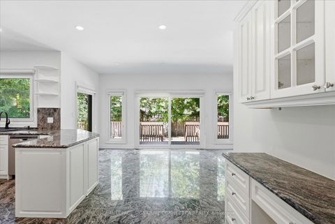 Photo 3 at 6 Lailey Crescent, Willowdale East, Toronto