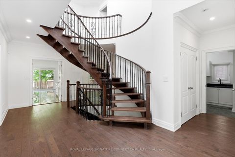 Photo 12 at 6 Lailey Crescent, Willowdale East, Toronto