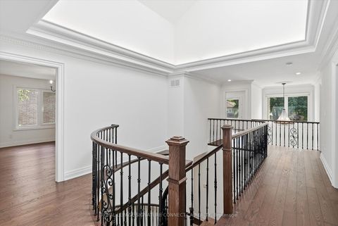 Photo 13 at 6 Lailey Crescent, Willowdale East, Toronto