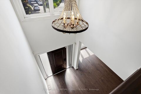 Photo 14 at 6 Lailey Crescent, Willowdale East, Toronto