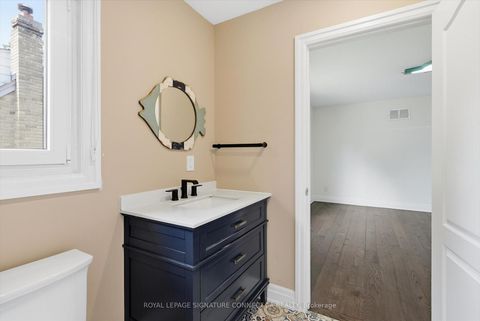 Photo 26 at 6 Lailey Crescent, Willowdale East, Toronto