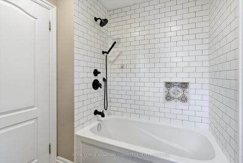 Photo 27 at 6 Lailey Crescent, Willowdale East, Toronto