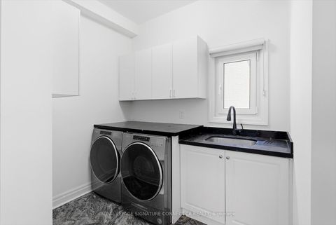 Photo 32 at 6 Lailey Crescent, Willowdale East, Toronto