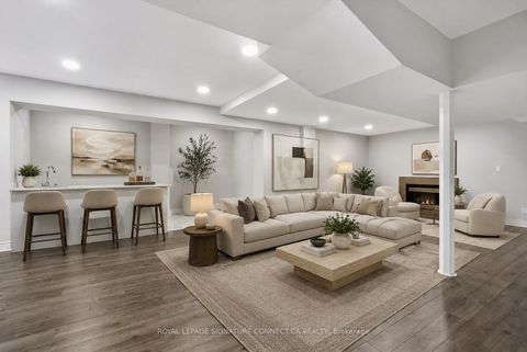 Photo 34 at 6 Lailey Crescent, Willowdale East, Toronto