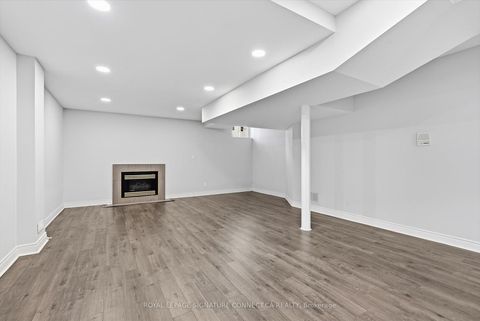 Photo 35 at 6 Lailey Crescent, Willowdale East, Toronto