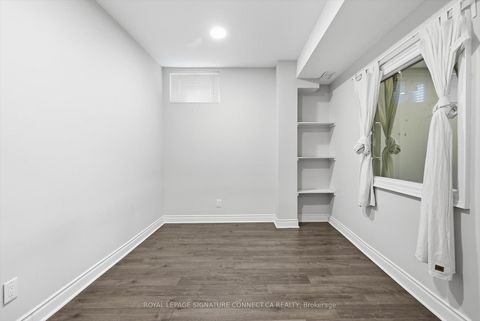 Photo 38 at 6 Lailey Crescent, Willowdale East, Toronto
