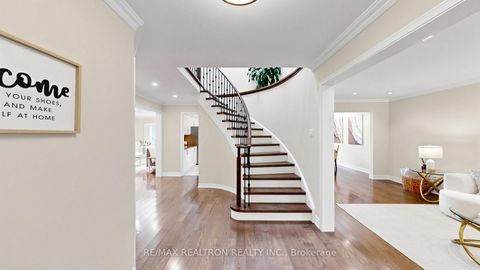 Photo 1 at 15 Rainey Court, Westbrook, Richmond Hill