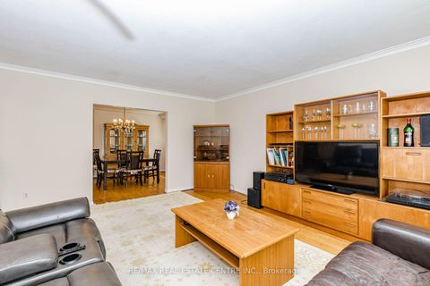Photo 13 at 85 Snowcrest Avenue, Steeles, Toronto