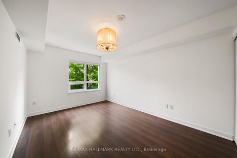 Photo 10 at 103 - 816 Lansdowne Avenue, Junction, Toronto
