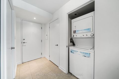 Photo 13 at 103 - 816 Lansdowne Avenue, Junction, Toronto
