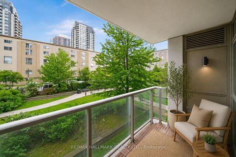 Photo 14 at 103 - 816 Lansdowne Avenue, Junction, Toronto