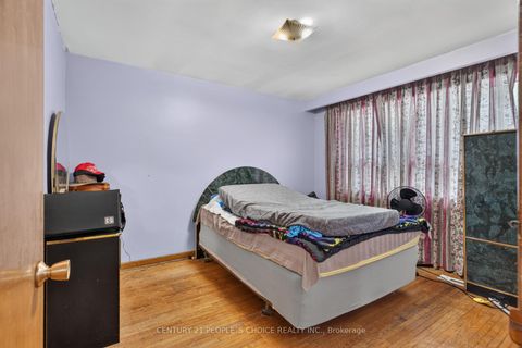 Photo 21 at 750 Jane Street, Smythe, Toronto