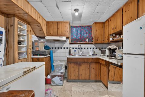 Photo 30 at 750 Jane Street, Smythe, Toronto