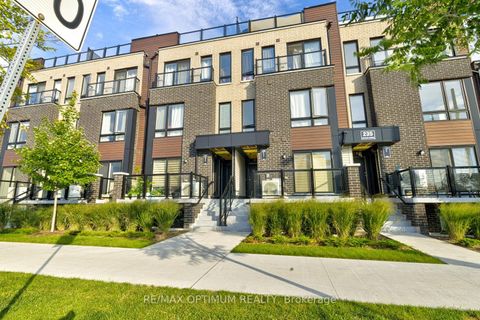 Photo 1 at 4 - 235 Mclevin Avenue, Malvern, Toronto
