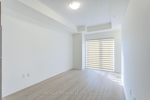Photo 10 at 4 - 235 Mclevin Avenue, Malvern, Toronto