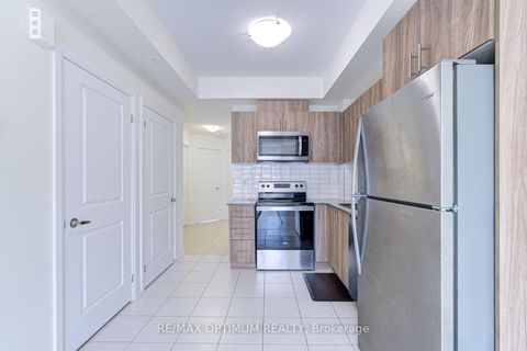 Photo 12 at 4 - 235 Mclevin Avenue, Malvern, Toronto