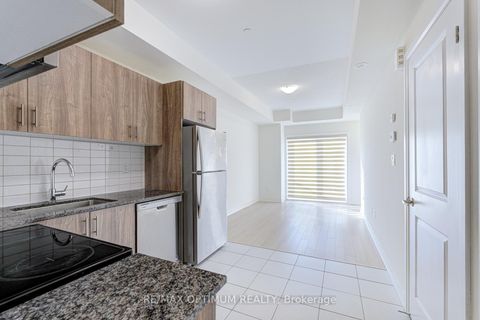Photo 14 at 4 - 235 Mclevin Avenue, Malvern, Toronto