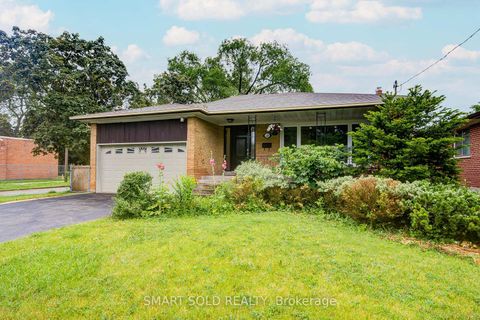 Photo 1 at 285 Churchill Avenue, Willowdale West, Toronto