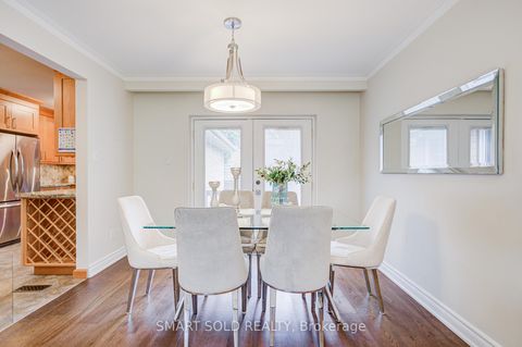 Photo 13 at 285 Churchill Avenue, Willowdale West, Toronto