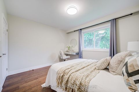 Photo 25 at 285 Churchill Avenue, Willowdale West, Toronto