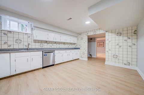 Photo 36 at 285 Churchill Avenue, Willowdale West, Toronto
