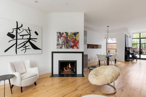 Photo 4 at 28 Roxborough Street W, Annex, Toronto