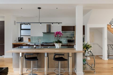 Photo 8 at 28 Roxborough Street W, Annex, Toronto