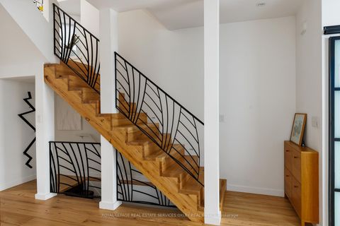 Photo 13 at 28 Roxborough Street W, Annex, Toronto