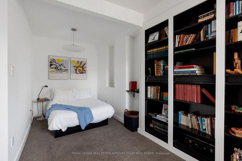 Photo 17 at 28 Roxborough Street W, Annex, Toronto