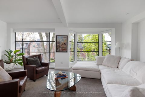 Photo 19 at 28 Roxborough Street W, Annex, Toronto