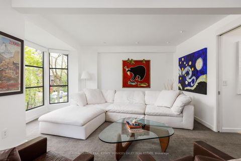 Photo 20 at 28 Roxborough Street W, Annex, Toronto