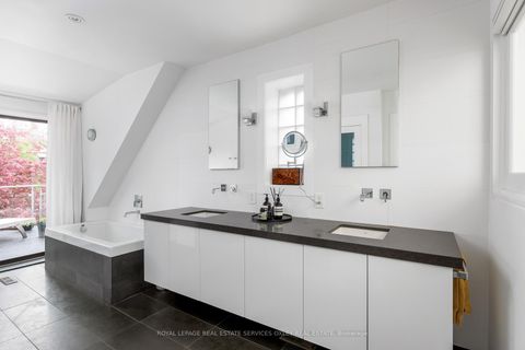 Photo 29 at 28 Roxborough Street W, Annex, Toronto