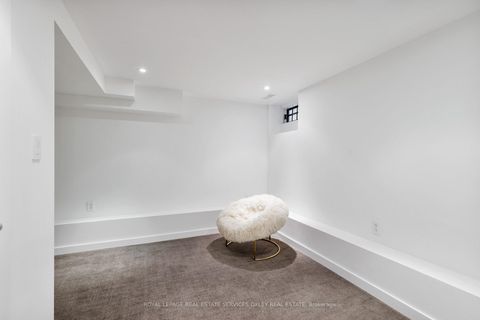 Photo 33 at 28 Roxborough Street W, Annex, Toronto
