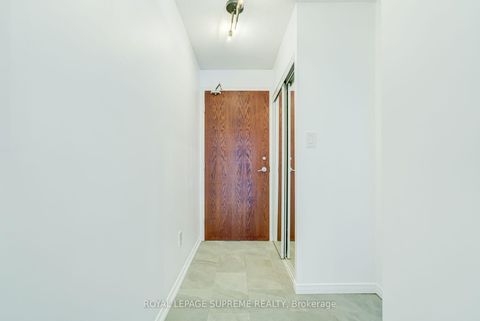Photo 5 at 601 - 2772 Keele Street, CFB, Toronto