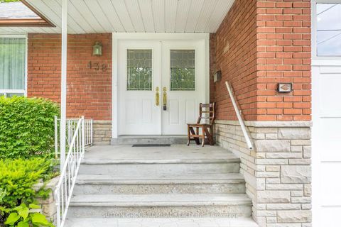 Photo 3 at 138 Kennard Avenue, Bathurst Manor, Toronto