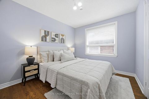 Photo 19 at 138 Kennard Avenue, Bathurst Manor, Toronto