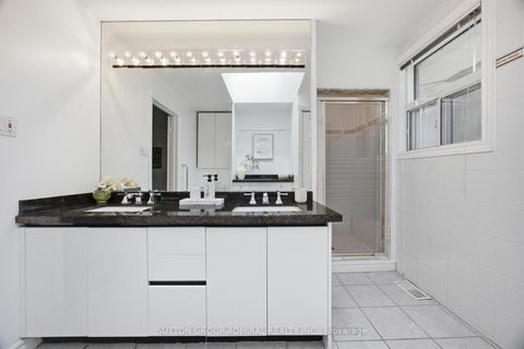 Photo 26 at 138 Kennard Avenue, Bathurst Manor, Toronto
